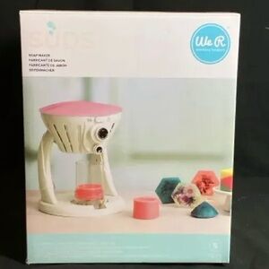 We R Memory Keepers Kids Soap Maker - Pink and White